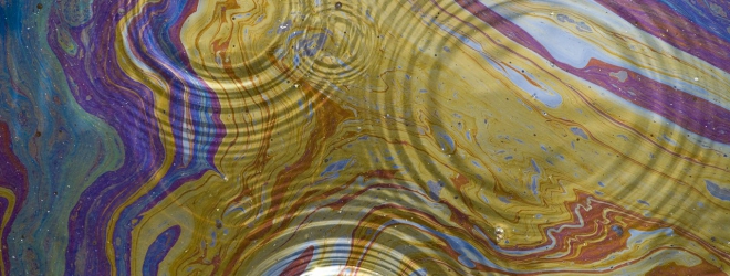 creative_wallpaper_an_oil_slick_in_the_gulf_of_mexico_022377_.jpg